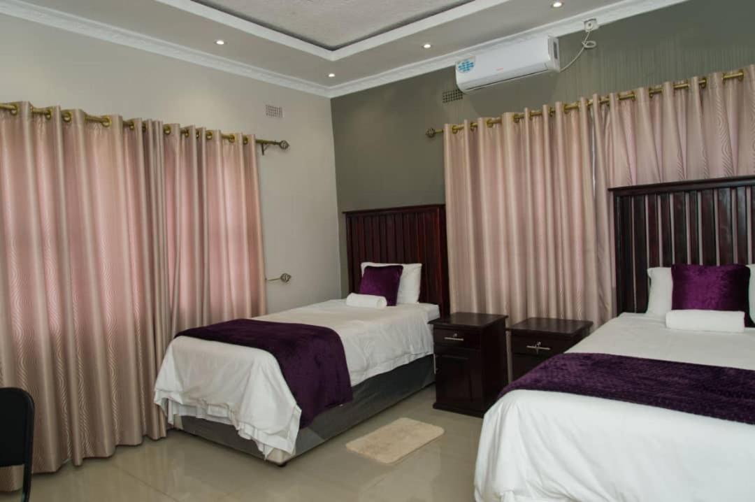 848 Guest House Victoria Falls Dış mekan fotoğraf